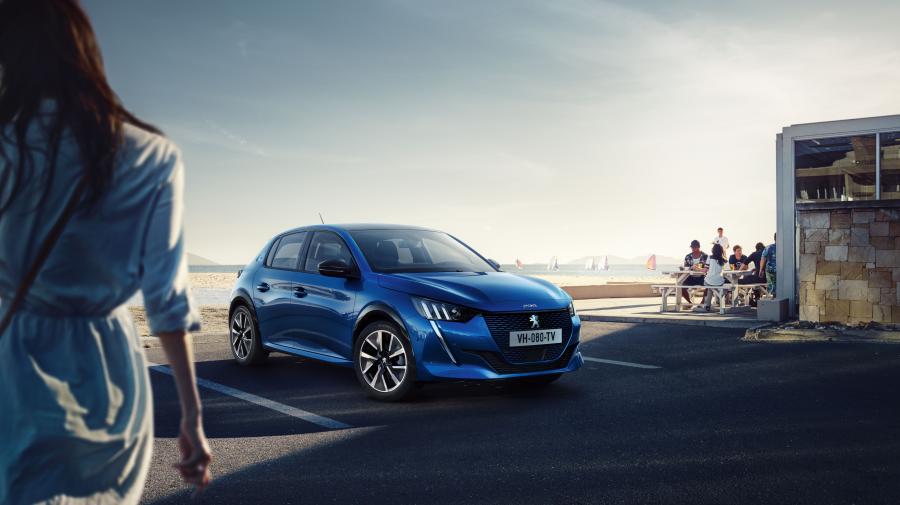  Peugeot e-208 2019 года  (WW) (фото 6 из 42)